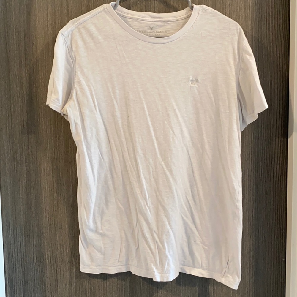 ❗️BOGO❗️White Men’s American Eagle Shirt